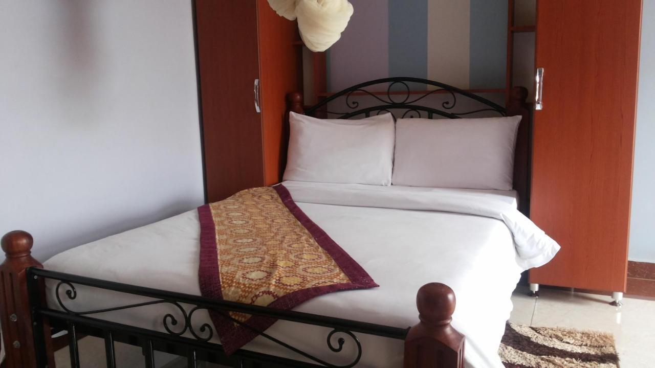 Egret Pilgrims Inn Namugongo Extérieur photo
